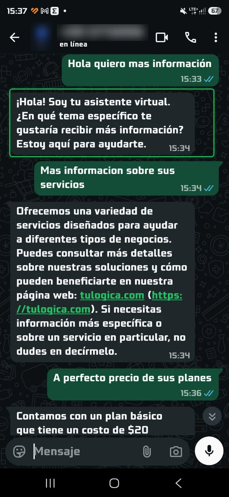 La misma conversación vista desde el teléfono del cliente, en WhatsApp
