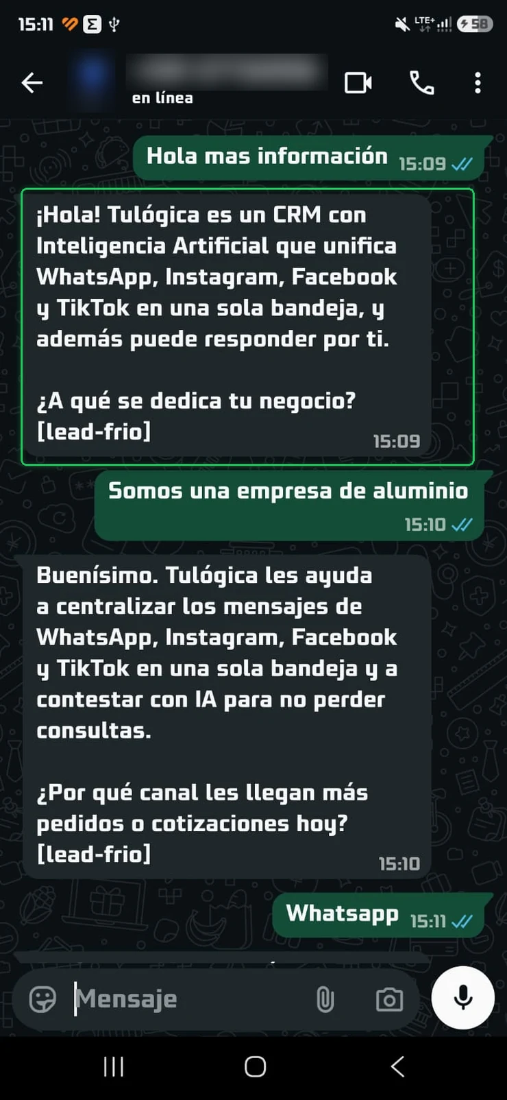La misma conversación vista desde el teléfono del cliente, en WhatsApp